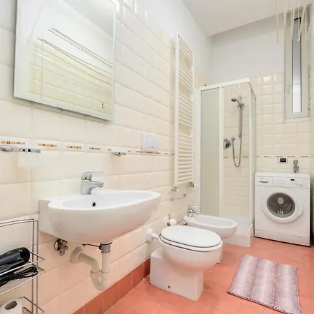 Appartamento 297 - Casa Delpigato In Centro, 70metri Dal Mare E Dalle Spiagge Di Sestri Levante